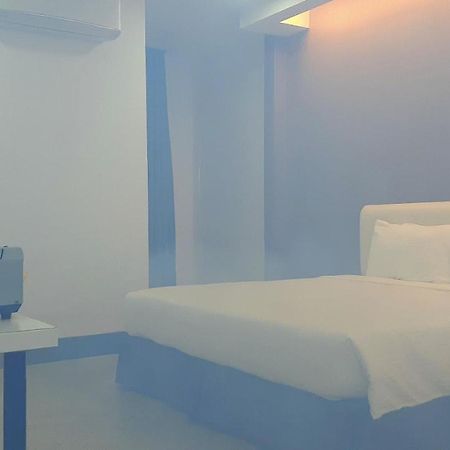 Sunshine Lodge Kuantan Esterno foto