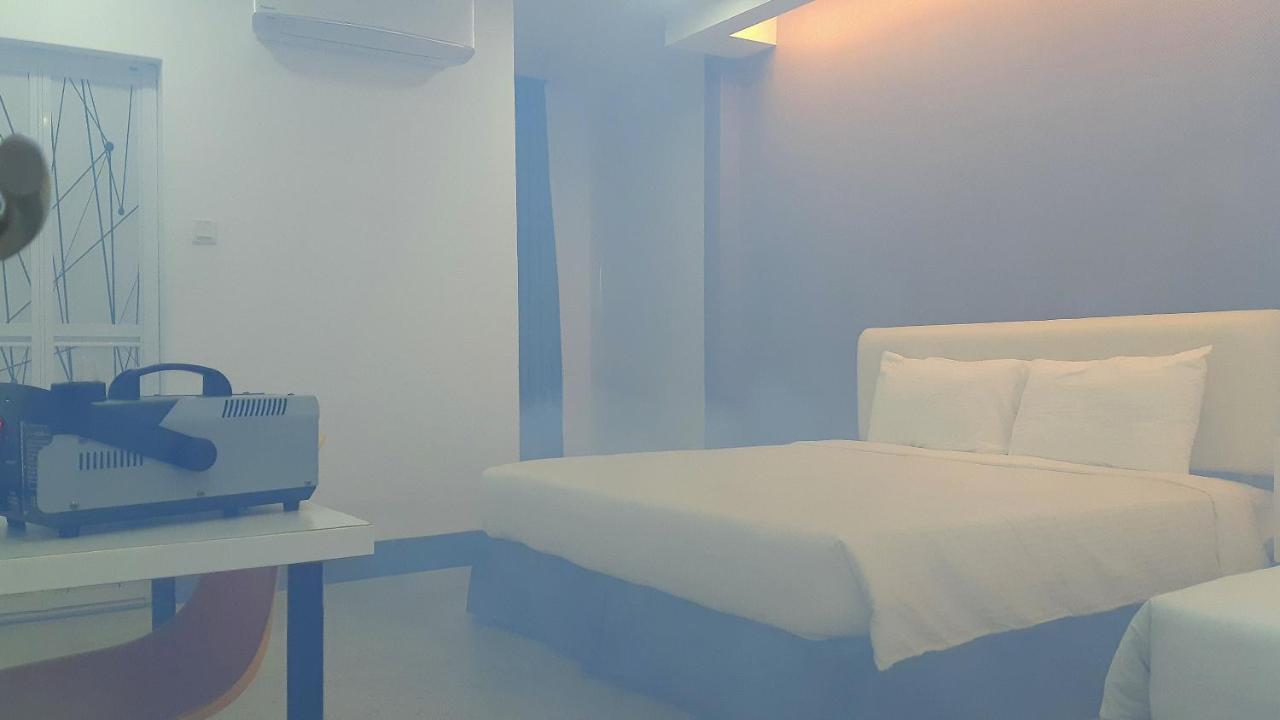 Sunshine Lodge Kuantan Esterno foto
