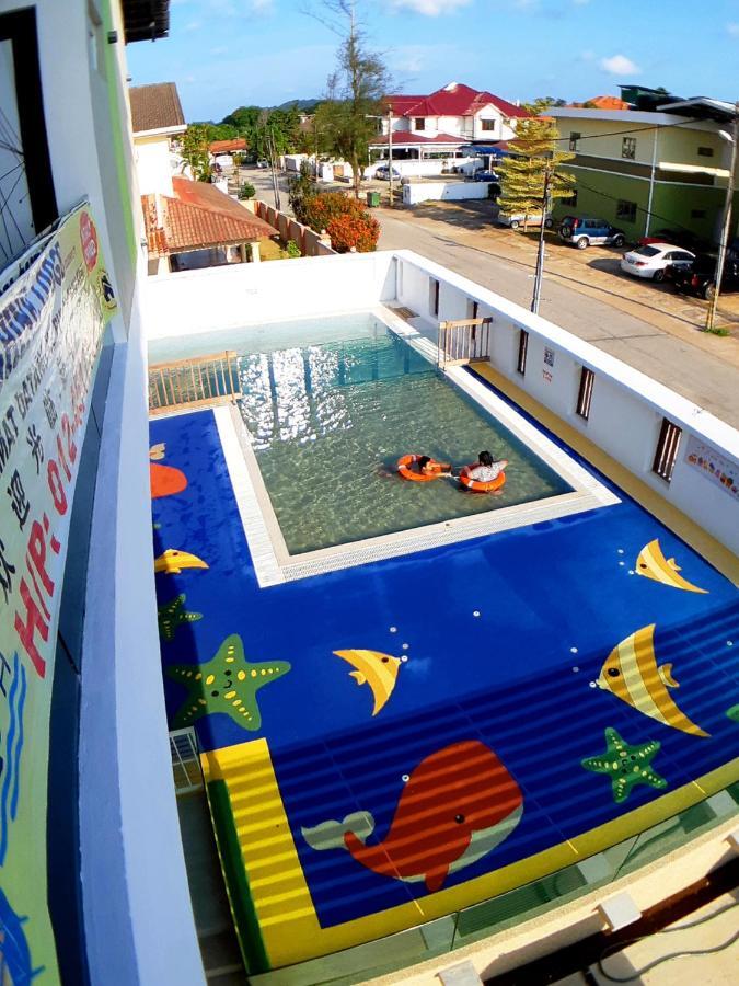Sunshine Lodge Kuantan Esterno foto